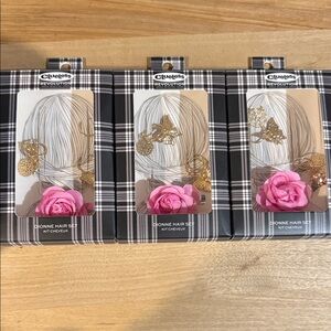 New in box Clueless Revolution Hair Set with Pink Rose set of 3